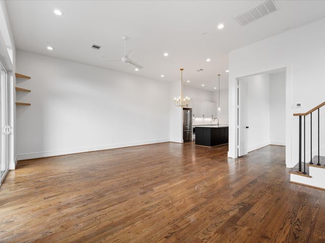 802 Detering Street, Houston, TX 77007