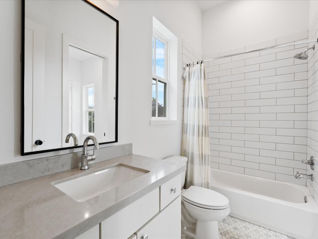 802 Detering Street, Houston, TX 77007