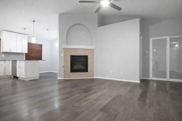 813 Waterfall Drive NE, Rio Rancho, NM 87144