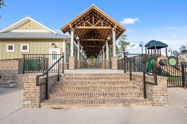 105 Caraway Drive, Niceville, FL 32578