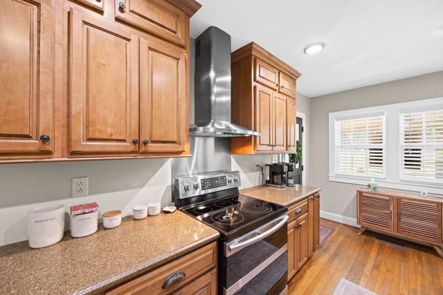 2890 Greens Mill Rd, Columbia, TN 38401