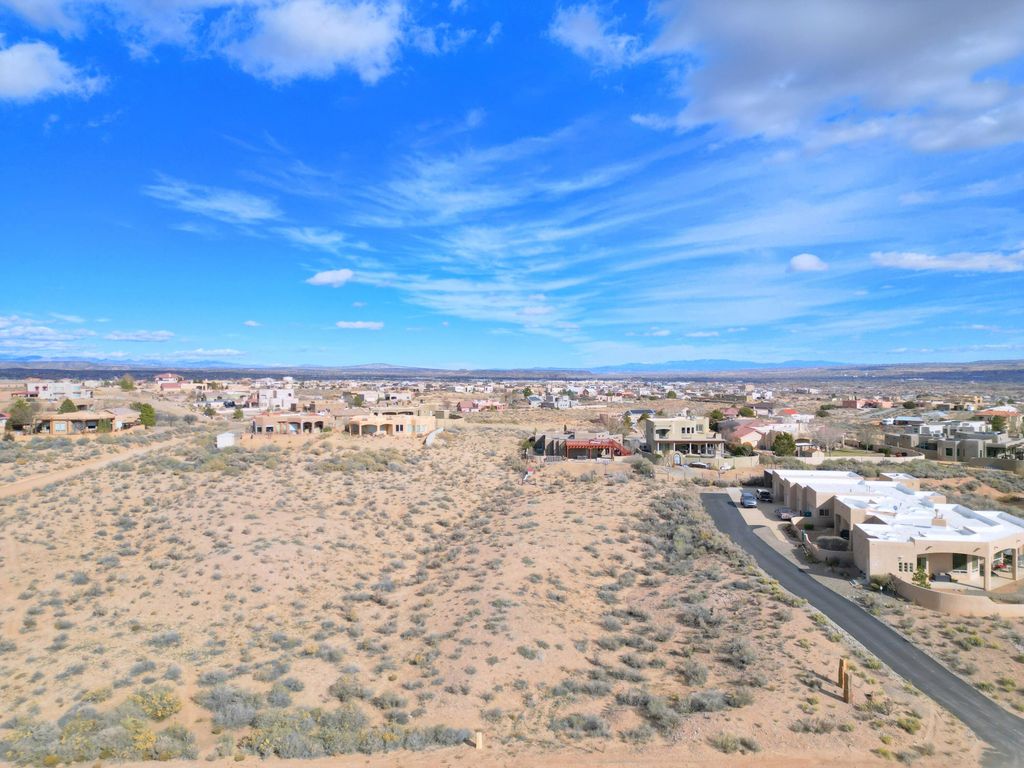 6608 Milpa Alta Road NE, Rio Rancho, NM 87144