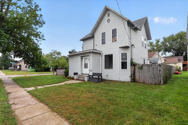 1123 Portland Avenue, Beloit, WI 53511