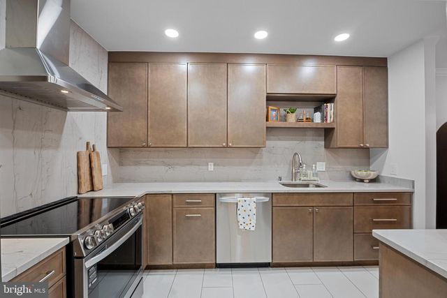 4311 MASSACHUSETTS AVE NW, Washington, DC 20016