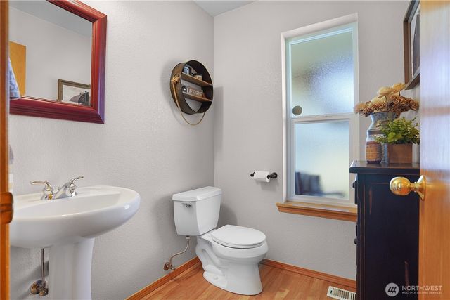 7028 Cavalier Street SW, Olympia, WA 98512