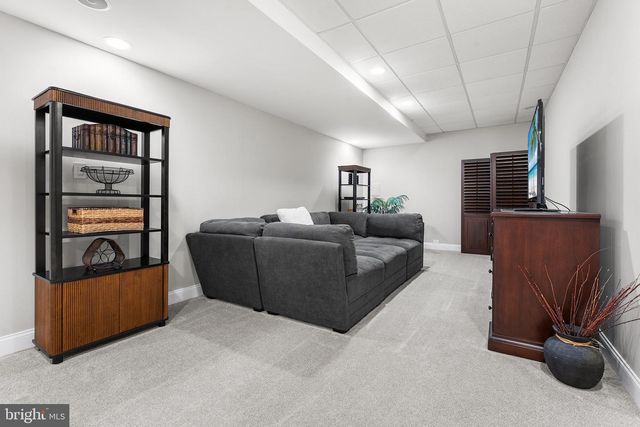 1368 JASPER DR, Ambler, PA 19002