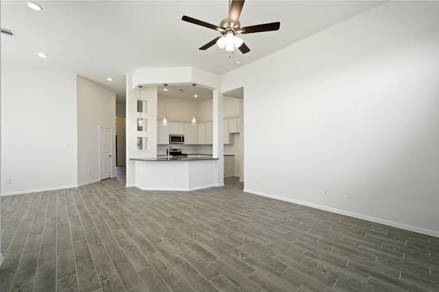 8635 Jade Hill Drive, Rosharon, TX 77583