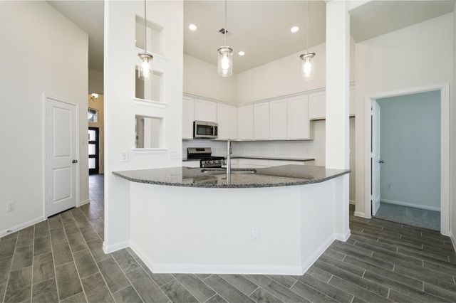 8635 Jade Hill Drive, Rosharon, TX 77583