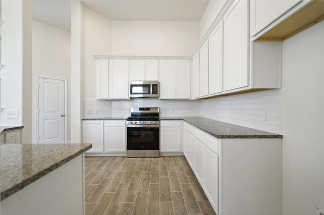 8635 Jade Hill Drive, Rosharon, TX 77583