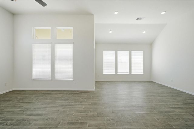 8635 Jade Hill Drive, Rosharon, TX 77583