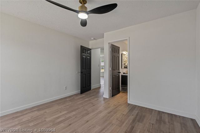 4207 N Oak Park Circle, Fort Smith, AR 72904
