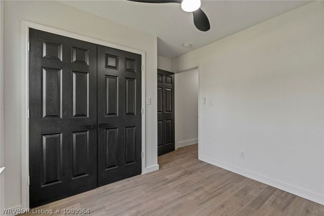 4207 N Oak Park Circle, Fort Smith, AR 72904