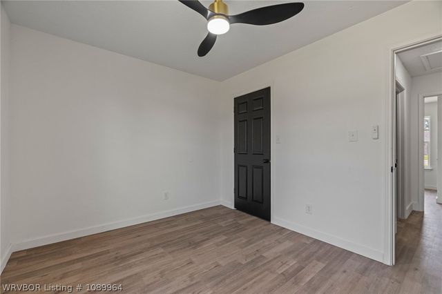 4207 N Oak Park Circle, Fort Smith, AR 72904