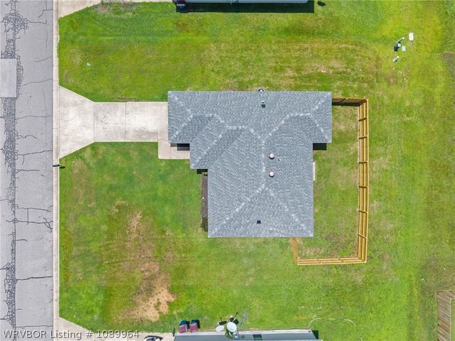 4207 N Oak Park Circle, Fort Smith, AR 72904
