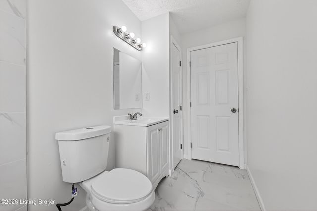 1208 Terudon Dr, Louisville, KY 40214