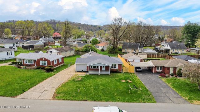 1208 Terudon Dr, Louisville, KY 40214