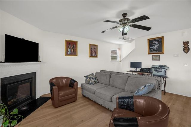 1623 Haddington Point Drive, Kernersville, NC 27284