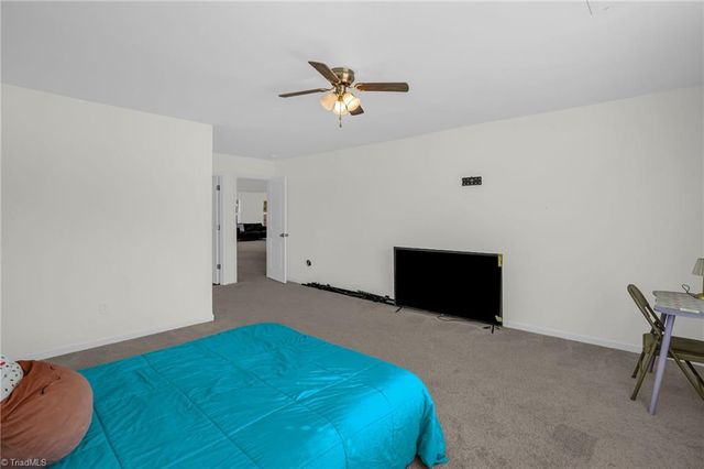 1623 Haddington Point Drive, Kernersville, NC 27284