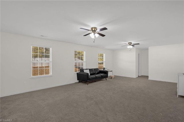 1623 Haddington Point Drive, Kernersville, NC 27284