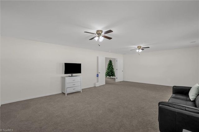 1623 Haddington Point Drive, Kernersville, NC 27284