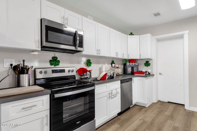 2126 N 25TH Place, Phoenix, AZ 85008