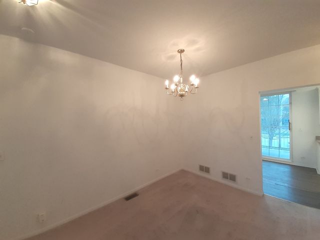 11 E Illinois Avenue, Palatine, IL 60067