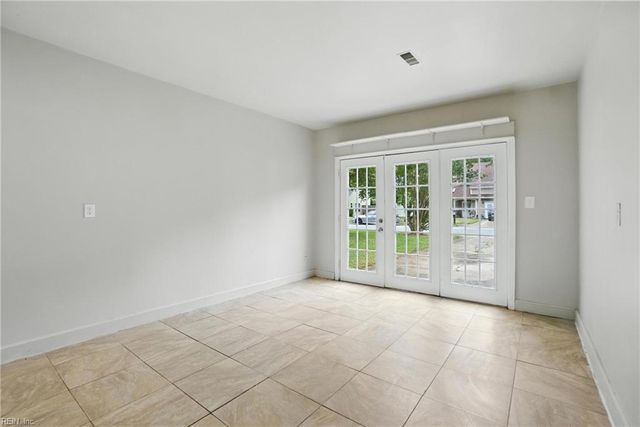 142 Springdale WAY, Hampton, VA 23666