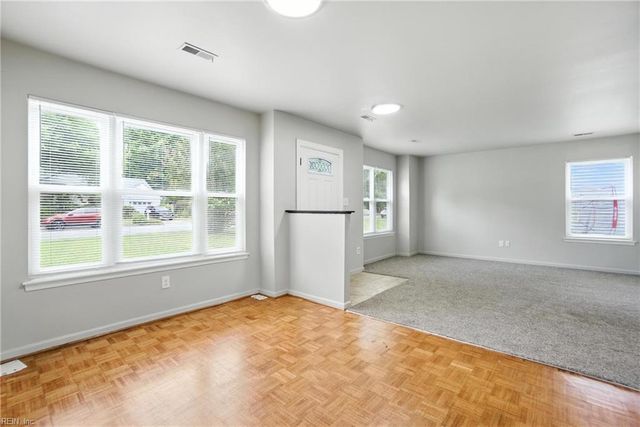 142 Springdale WAY, Hampton, VA 23666