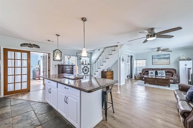 3917 3rd Street, Galveston, TX 77554