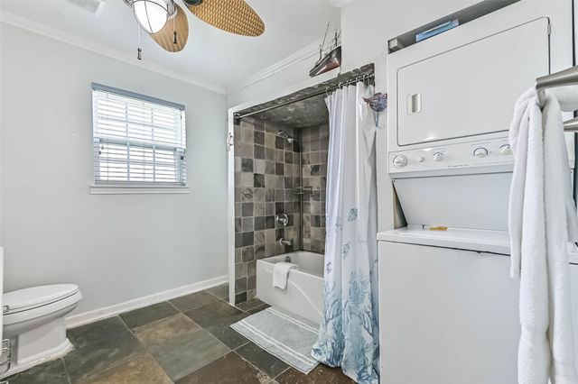 3917 3rd Street, Galveston, TX 77554