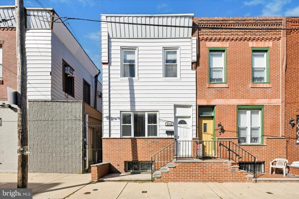 2142 S HICKS ST, Philadelphia, PA 19145
