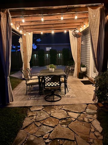 218 Blue Ridge Dr, Gray, LA 70359
