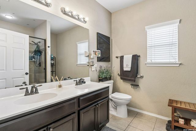 174 HIDDEN KNL, Selma, TX 78154