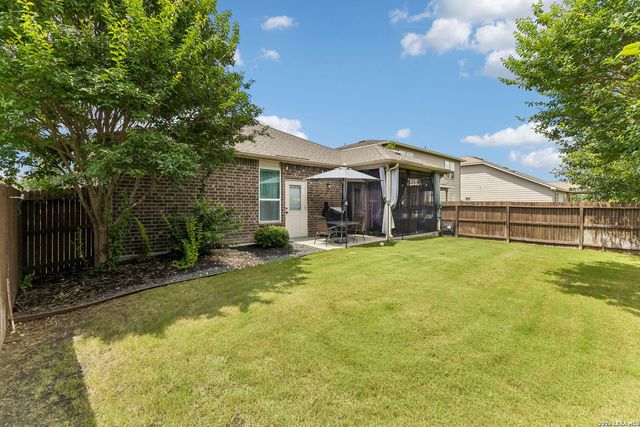 174 HIDDEN KNL, Selma, TX 78154