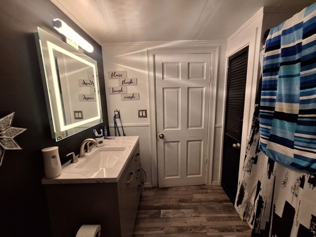 418 Rollstone St, Fitchburg, MA 01420