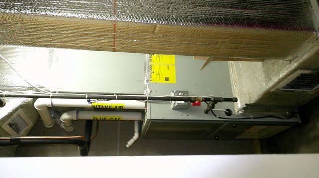 418 Rollstone St, Fitchburg, MA 01420