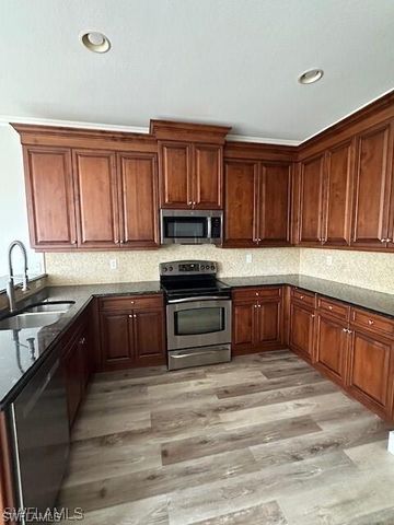 10313 Longleaf Pine CT, Fort Myers, FL 33913