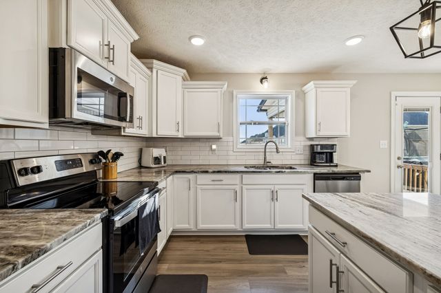 1584 Malone Way, Clarksville, TN 37043