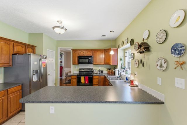 925 Seneca Park, Lexington, KY 40515