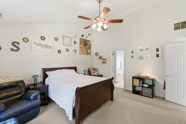 925 Seneca Park, Lexington, KY 40515