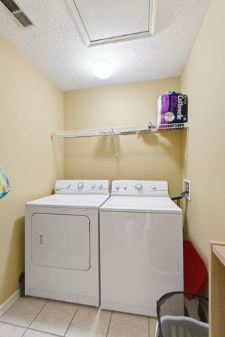 925 Seneca Park, Lexington, KY 40515