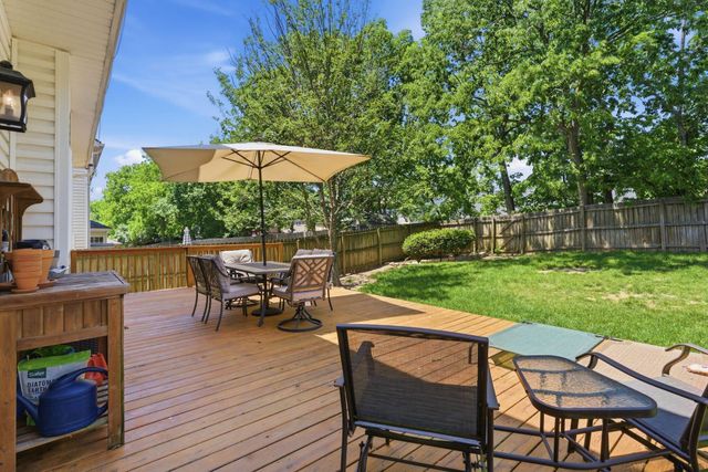 925 Seneca Park, Lexington, KY 40515