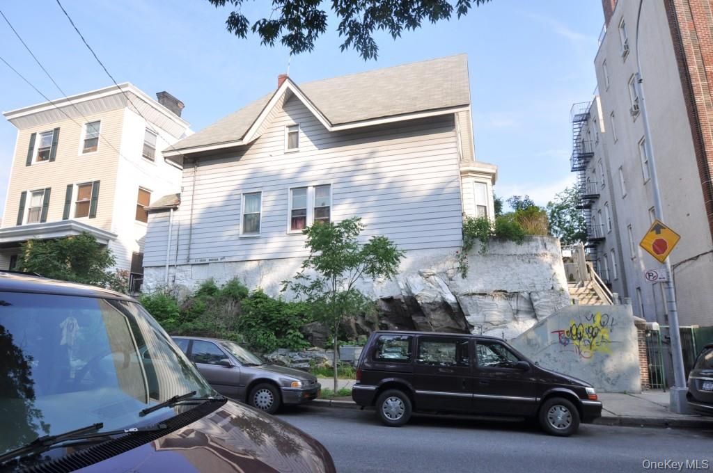 2830 Marion Avenue, Bronx, NY 10458 — exterior
