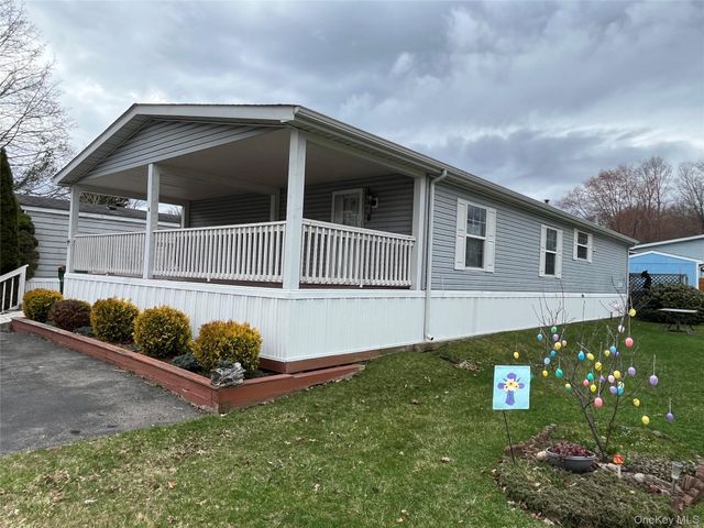 4 Scribo Lane, Wappingers Falls, NY 12590