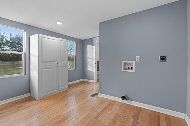 1050 E Locust Street, Springfield, MO 65803