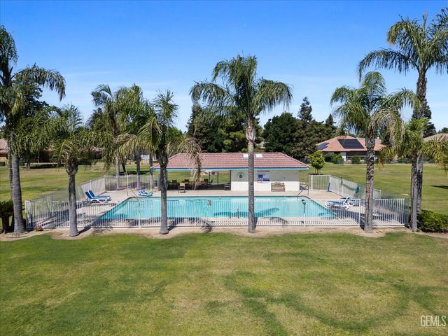 4205 Palisades Circle, Bakersfield, CA 93308