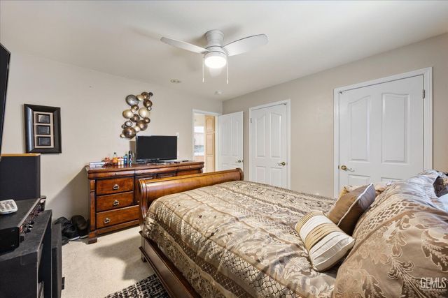4205 Palisades Circle, Bakersfield, CA 93308