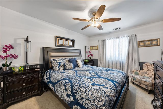 4205 Palisades Circle, Bakersfield, CA 93308
