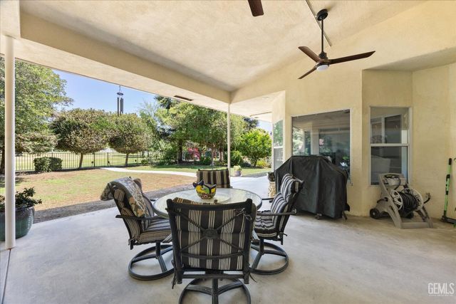 4205 Palisades Circle, Bakersfield, CA 93308
