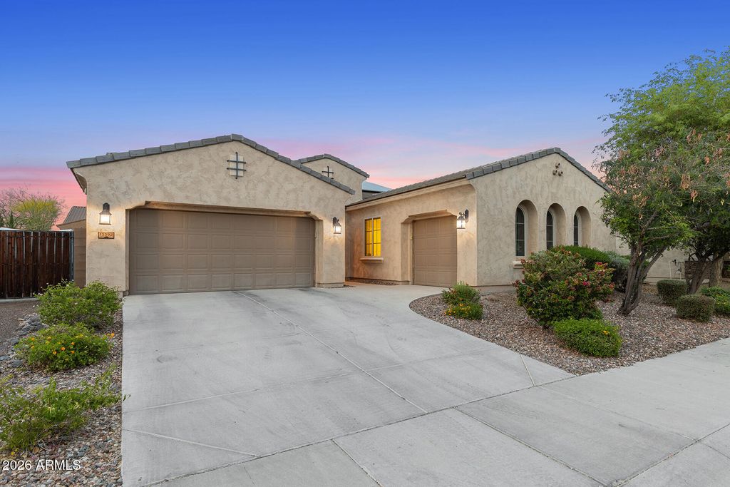 13392 W CREOSOTE Drive, Peoria, AZ 85383 — photo 2